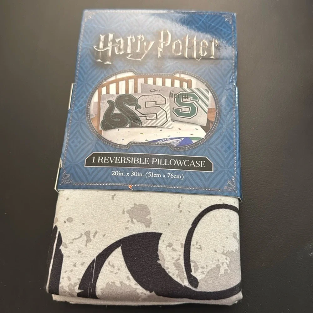 NEW Harry Potter Slytherin Reversible‎ Pillowcase Hogwarts Snake Green Grey